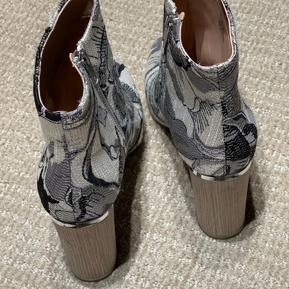 Pour La Victoire Boots - Picture 6 of 10